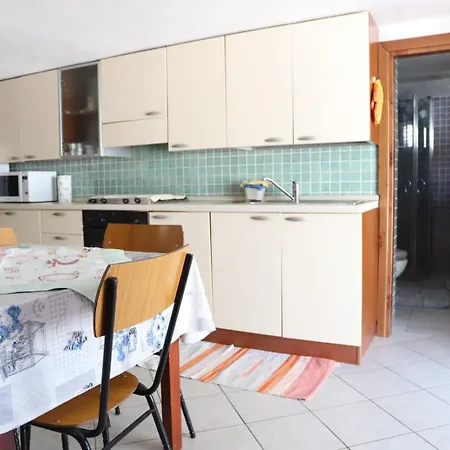 Casa Per Le Vacanze Al Mare Nyaraló *